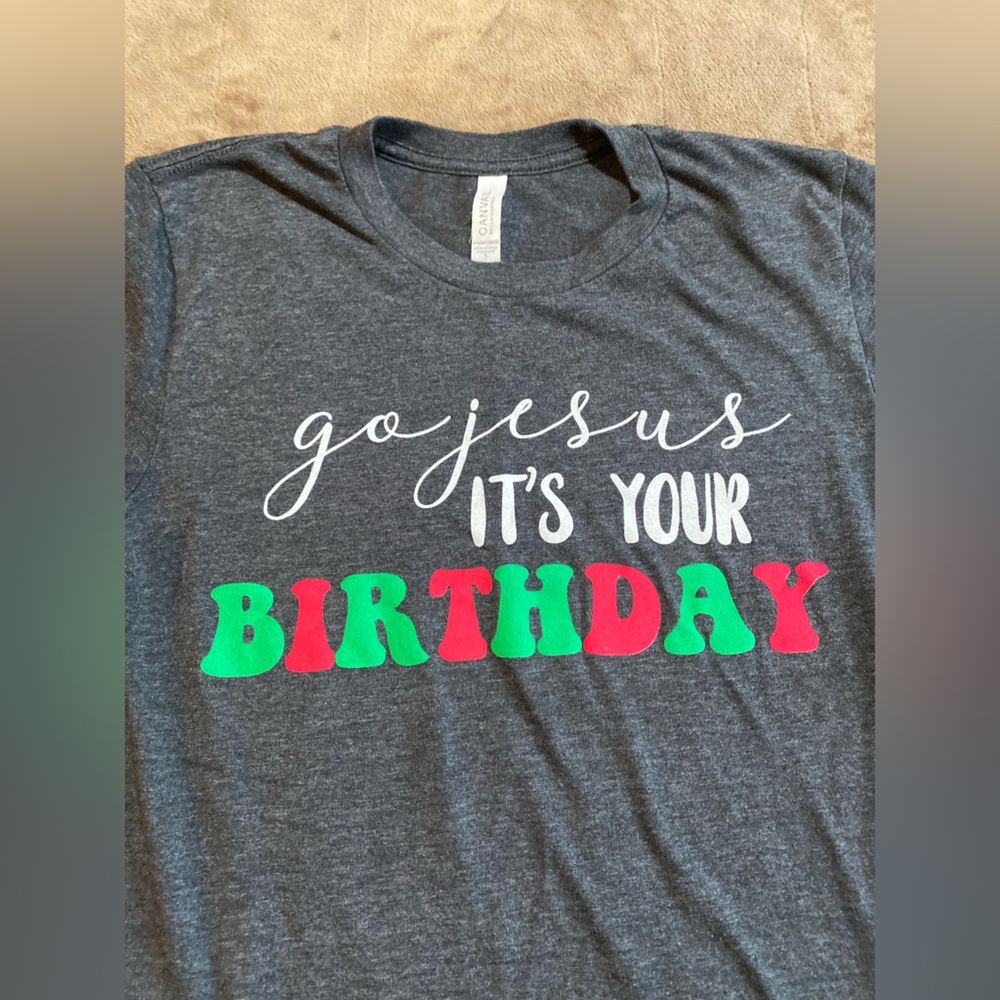 Womens Christmas tshirt • small